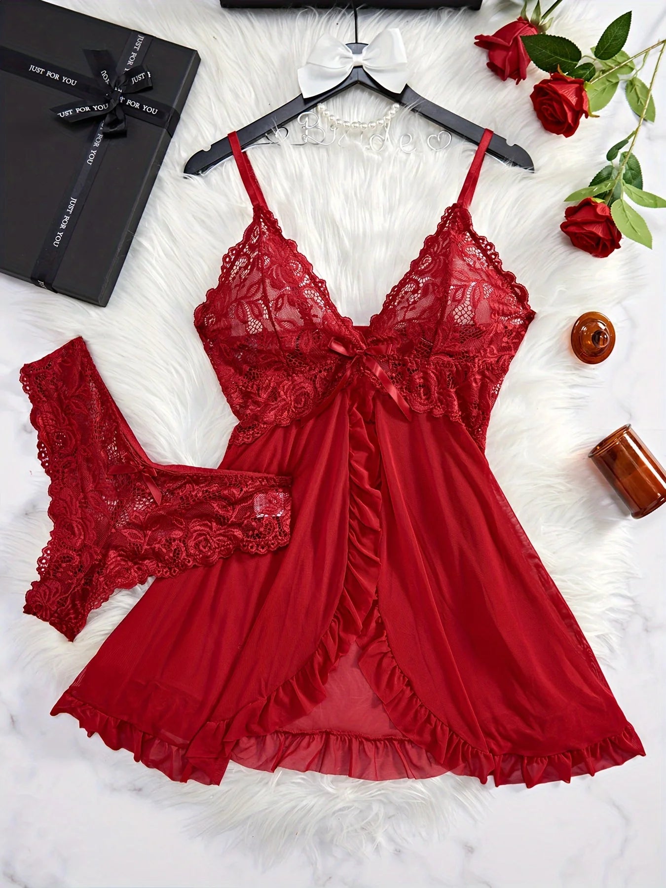 LINGERIE