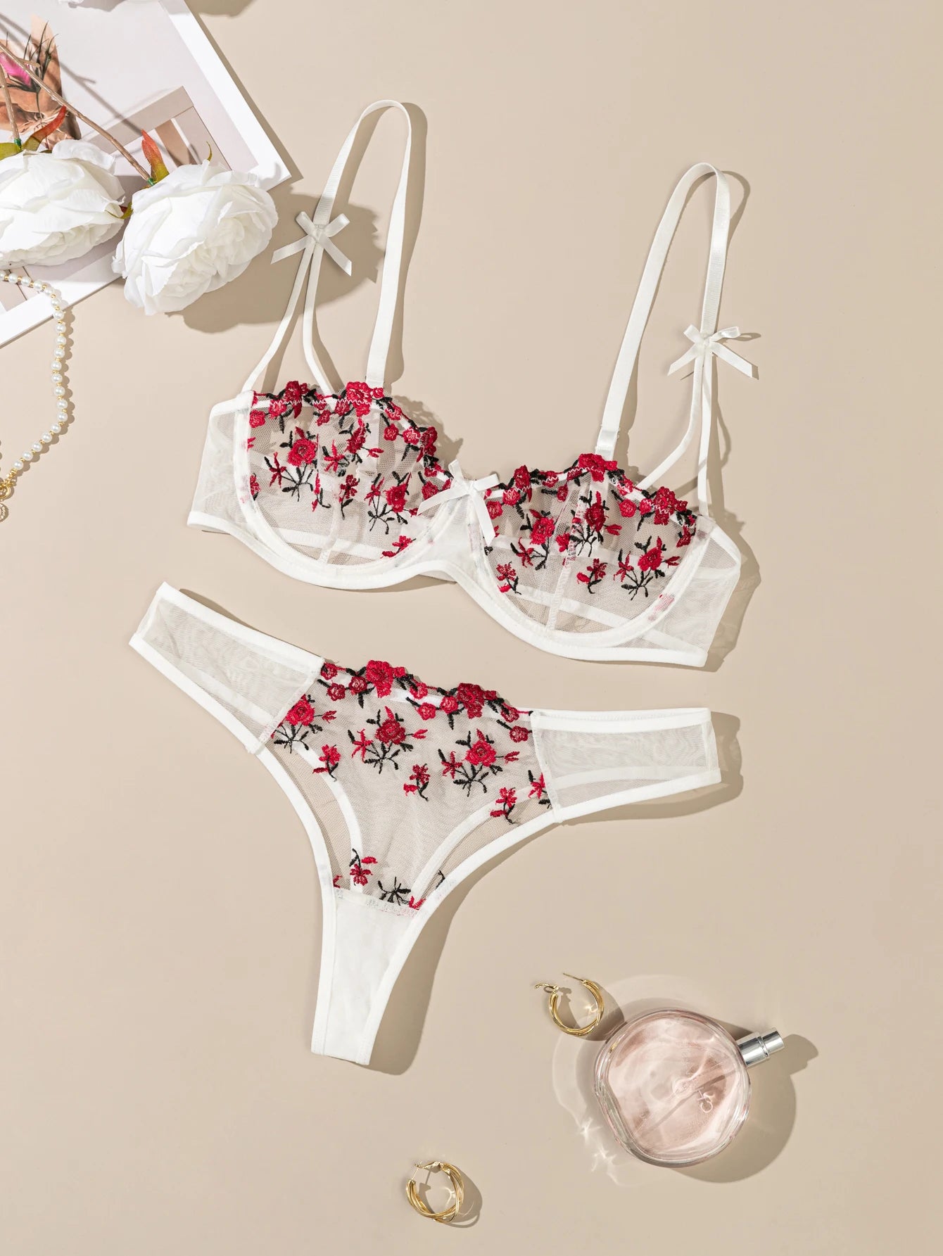 FLORAL LINGERIE